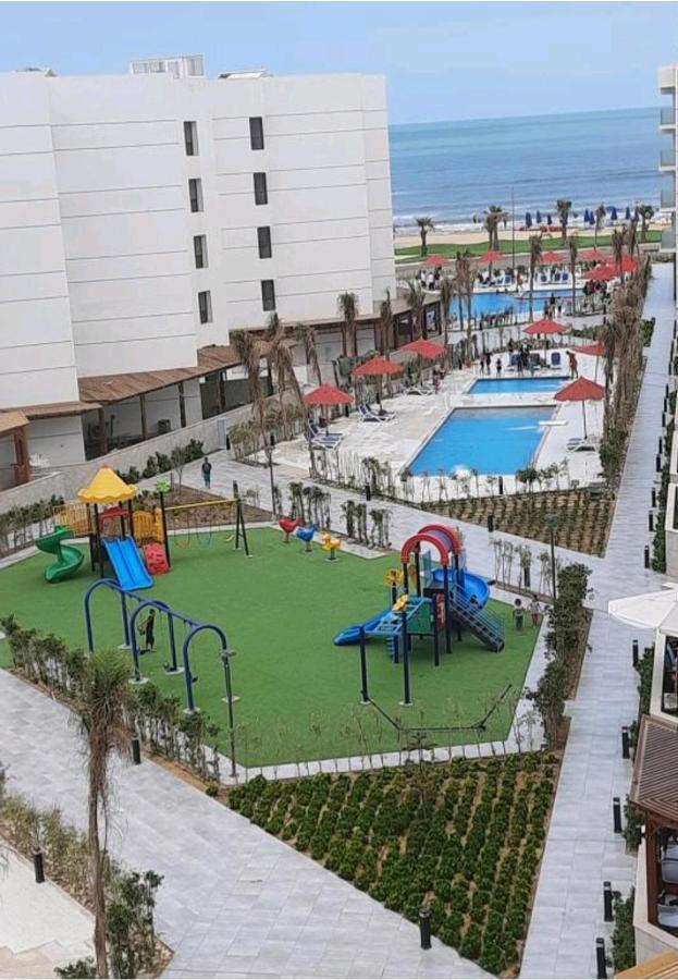 شاليه فندقي أرضي بحديقه خاصه في منتجع بورتوسعيد 'Ezbet Shalabi el-Rudi Exterior photo